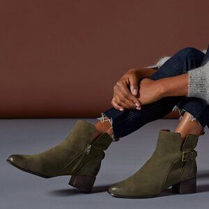 Vionic Sienna Waterproof Leather Short Block Heel Ankle Boot Bootie Winter Snow